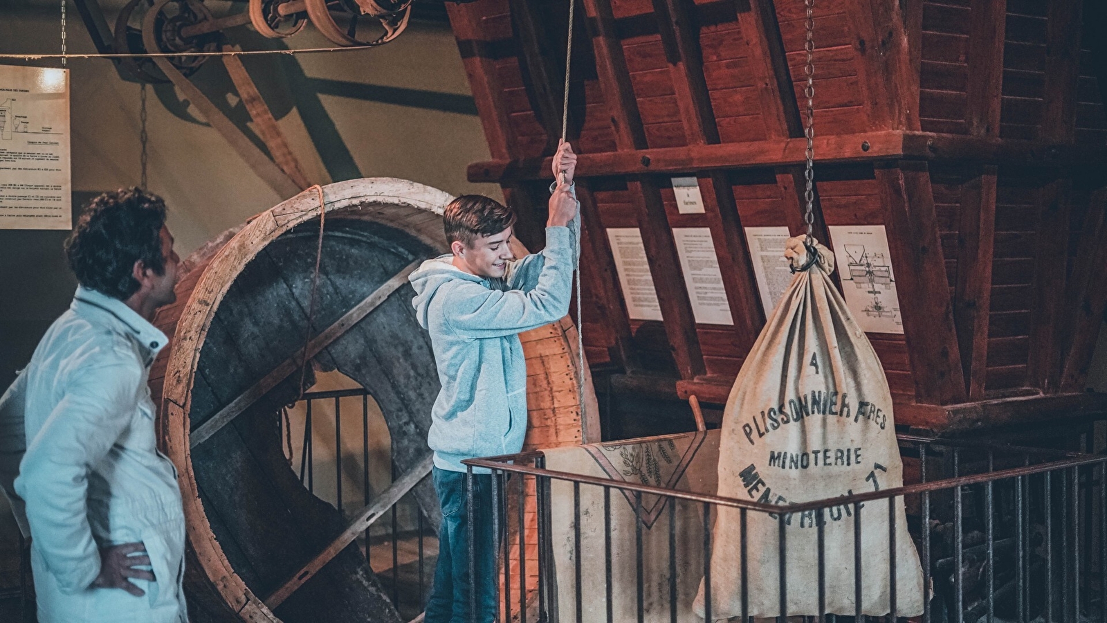 En famille au musée : De la céréale à la farine