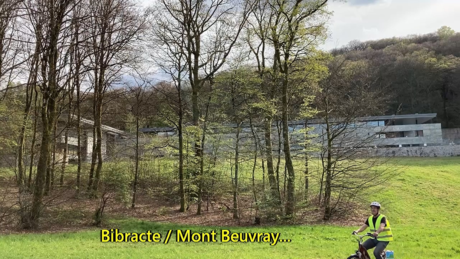 Bibracte - vers les bois du Folin à vélo