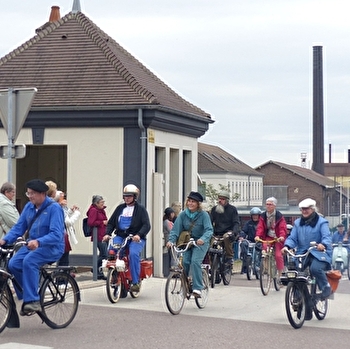 Sortie d'usine - LE CREUSOT
