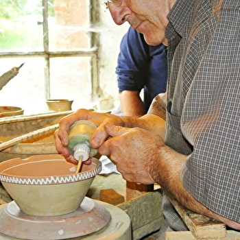 Atelier de poterie traditionnelle de Boult - BOULT