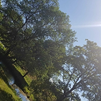 VENDENESSE-LES-CHAROLLES - VENDENESSE-LES-CHAROLLES