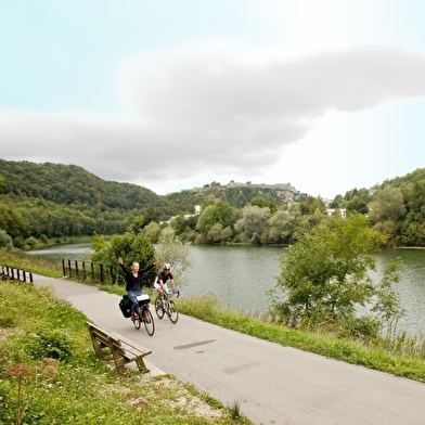 Les Rives et le Château