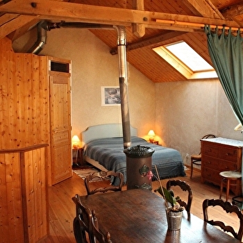 Gîte du Poirier - LA VINEUSE SUR FREGANDE