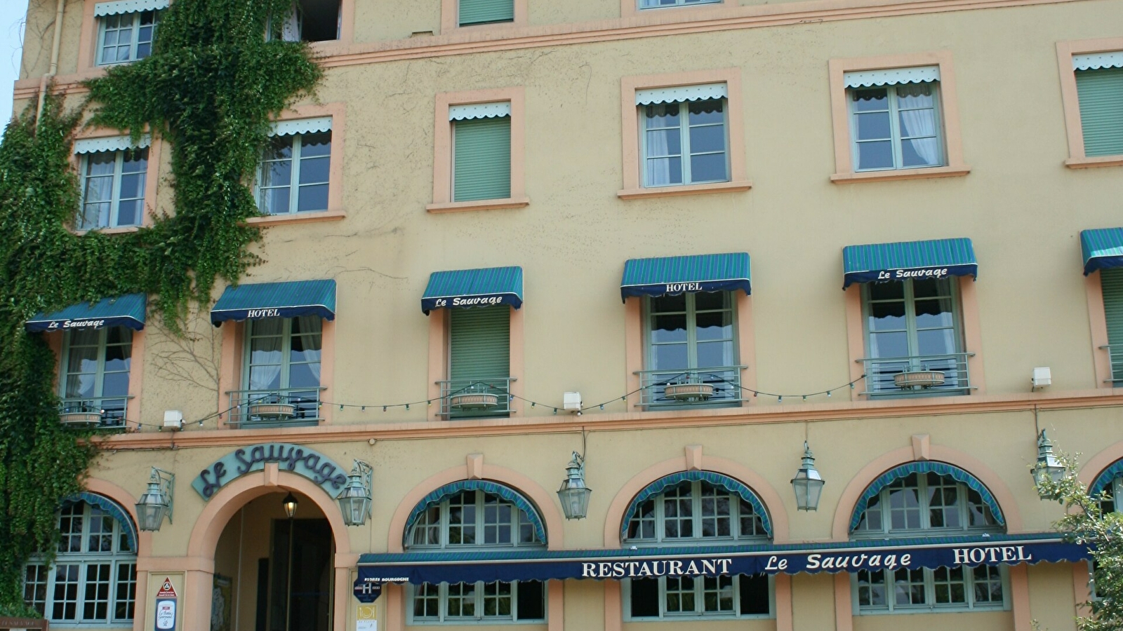 Le Sauvage Restaurant et Hôtel