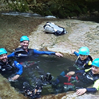 Escal'ô - Canyoning - BOUSSIERES