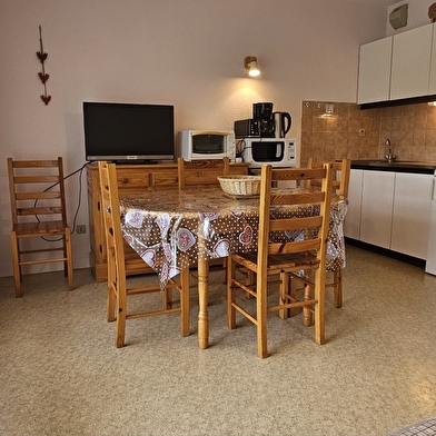 Les Rennes - Studio en Résidence - P311PAR00