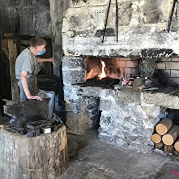 Démonstration de Forge - Musée de la pince - MONTECHEROUX