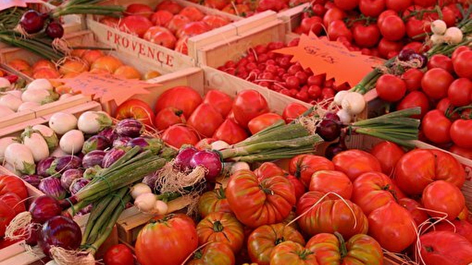 Marché hebdomadaire de Donzy