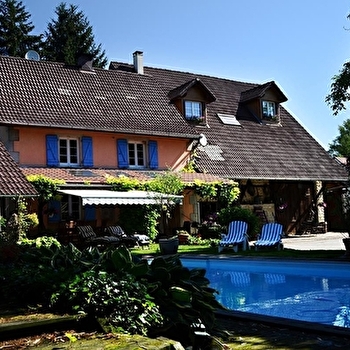 Côté grange Gîte - BOUROGNE