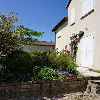 Meublé 'Le Chat Perché' - LA CHAPELLE-DE-GUINCHAY