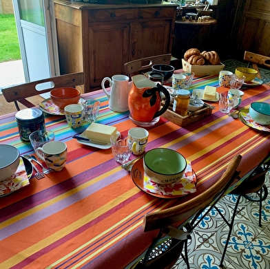Maison delalonde Autun centre appartement familial 7 places
