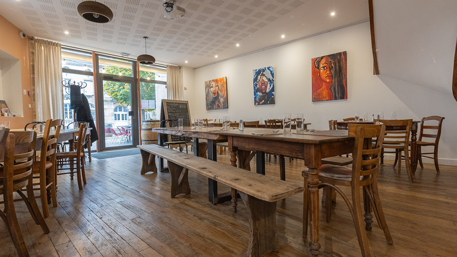 FRANQUETTE bar à vivre