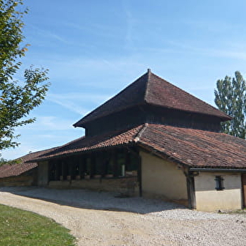 Brocante à la Tuilerie - VARENNES-SAINT-SAUVEUR
