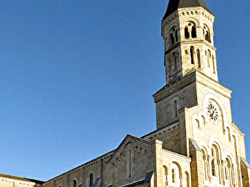 Eglise Saint-Pierre - ROMANECHE-THORINS