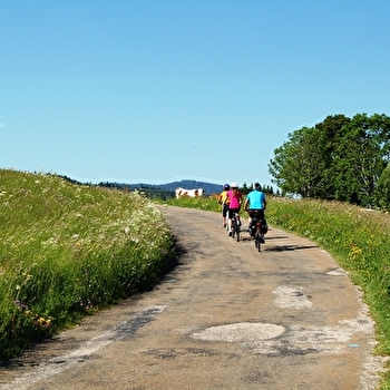 Liaisons VTC et VTT entre les villages du Grandvaux -